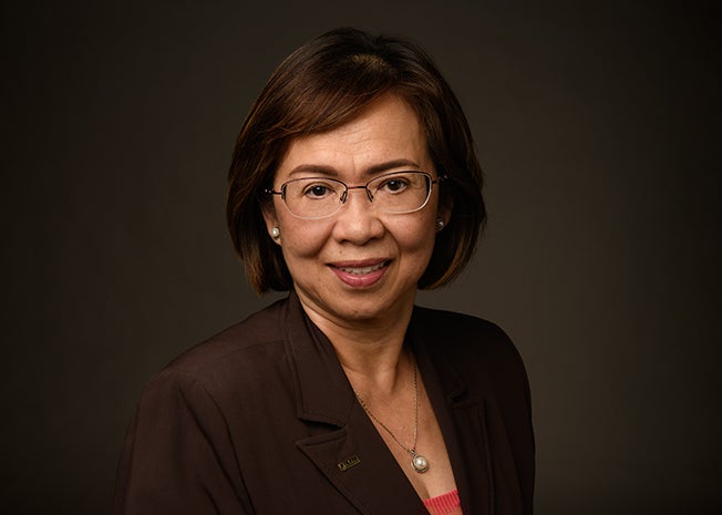 Tina Nguyen headshot